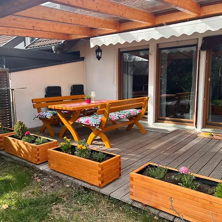 Fink Und Star Mit Grosser Suedterrasse Berg am Starnberger See